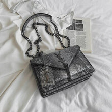 Load image into Gallery viewer, Brand Small square Bag Fashion New Women's Bag Handbag high quality Snake pattern shoulder Messenger Bag luxury Female Bag Purse