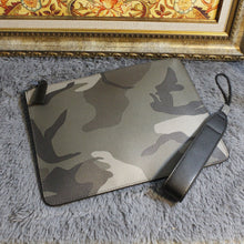 Load image into Gallery viewer, NEW 2018 Men Business Large Purse Camouflage Casual Bag for Male PU Leather Men&#39;s Fashion Brand Clutches Envelope Wristlet Bags