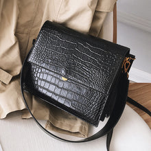 Load image into Gallery viewer, Fashion Crocodile Chains Women&#39;s Designer Handbags High Quality PU Leather Women Totes Ladies Alligator Shoulder Crossbody Bags