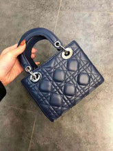 Load image into Gallery viewer, Luxury Brand Handbag 2019 Fashion New female Tote bag Quality PU Leather Women&#39;s Designer Handbag Chain Shoulder Messenger bags